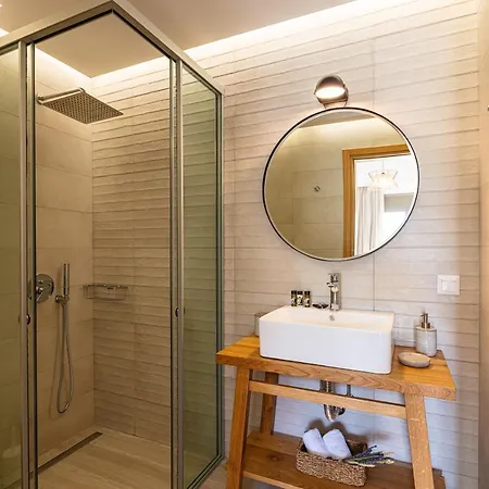 Lagoon Seabreeze Villa, Sumptuous Retreat, By Thinkvilla *
