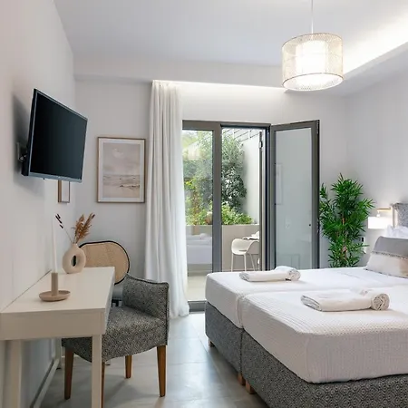 Lagoon Seabreeze Villa, Sumptuous Retreat, By Thinkvilla Βίλα *