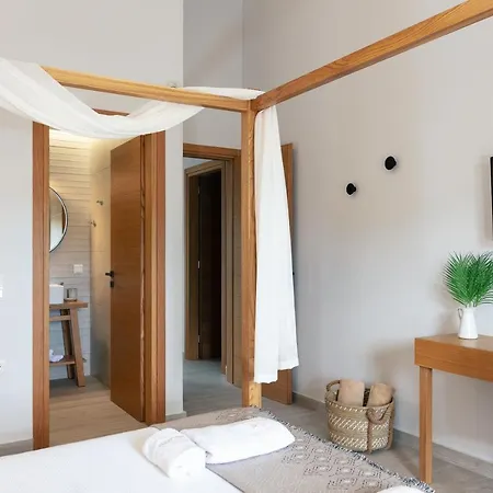Lagoon Seabreeze Villa, Sumptuous Retreat, By Thinkvilla Βίλα
